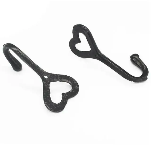 Main image of Iron Heart-Shaped Hook Set - Modern Minimalist Decorative Hook, for Hanging