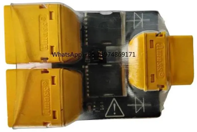 Main image of 1PCS Dual-power Parallelizer Capacity Expander 2CH with XT60 Male Input Connectors Supports 200A Instantaneous Current