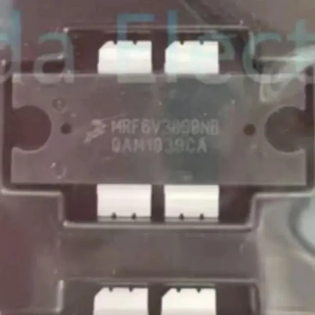 Main image of MRF6V3090NB N-Channel Enhancement-Mode Lateral MOSFET 470-1215MHZ 90W