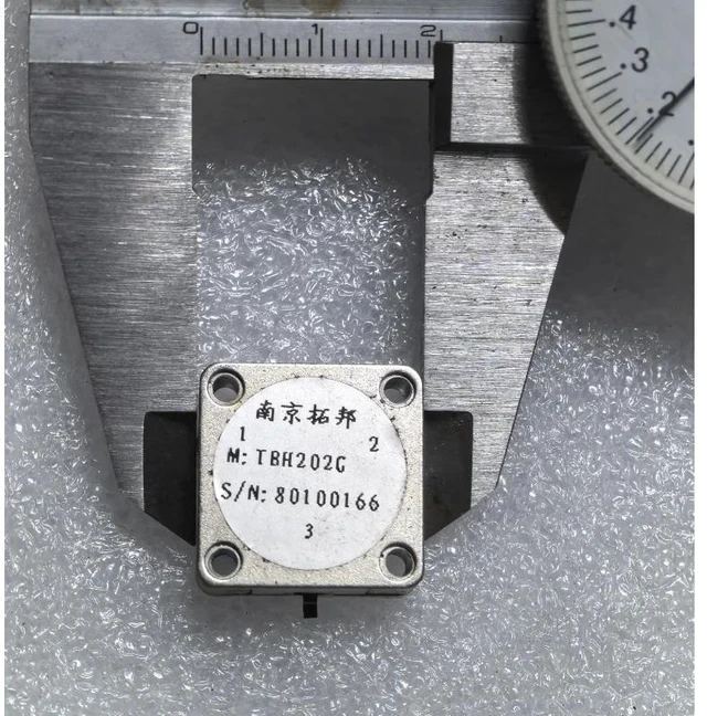 Alt view image 3 of 3 - TBH202G 2300-2400Mhz 2.3Ghz-2.4Ghz 19*19 RF Circulator Isolator