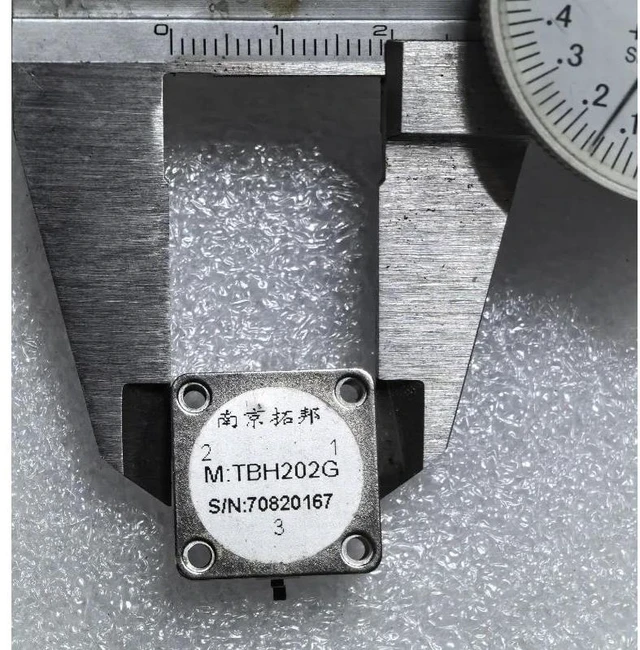 Alt view image 2 of 3 - TBH202G 2300-2400Mhz 2.3Ghz-2.4Ghz 19*19 RF Circulator Isolator