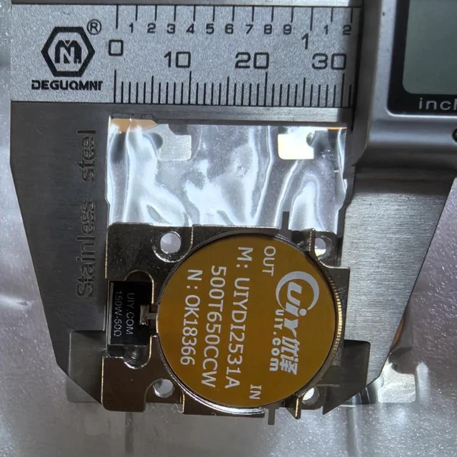 Alt view image 3 of 3 - 500-650MHZ RF isolator circulator 25*32 25.4*31.7 150W