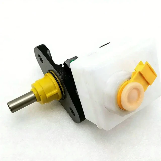 Alt view image 3 of 3 - Brake Master Cylinder LR013018 For Land Rover Defender 1987-2016