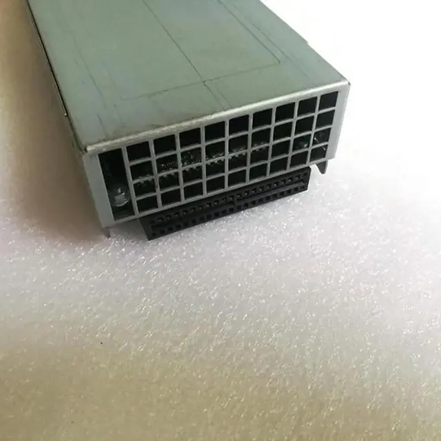 Alt view image 2 of 3 - 7001134-Y000 7001134-Y002 670W 39Y7189 39Y7188 39Y7382 39Y7383 X3550 Server Power Supply
