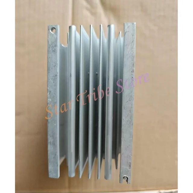 Alt view image 2 of 3 - Inverter SV004IGXA-4 0.4KW Electric Frequency Converter