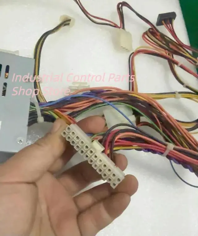 Alt view image 2 of 2 - SS-250SU 250W Small 1U Power Supply