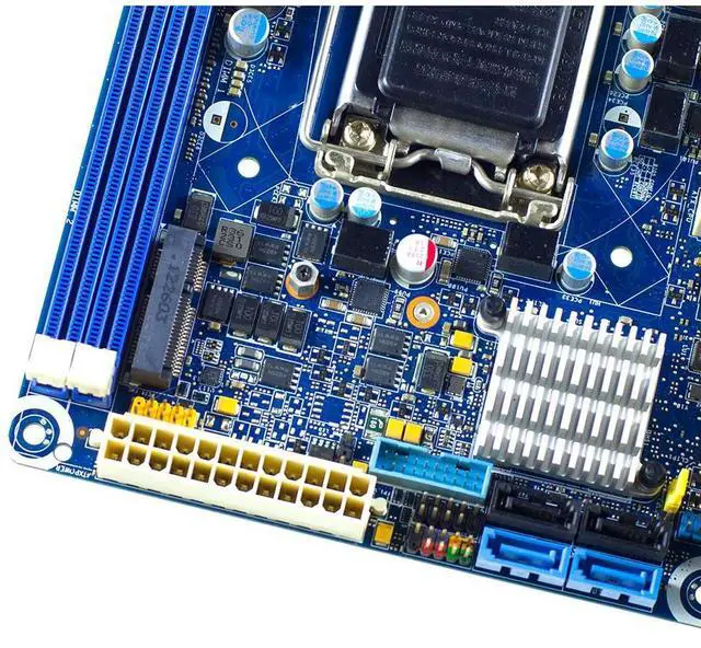 Main image of DH77DF DDR3 LGA1155 H77 Mini-ITX All Solid Motherboard