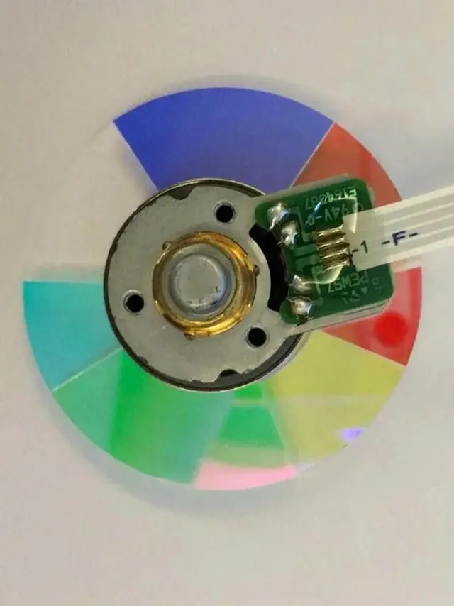 Alt view image 2 of 2 - Color Wheel Fit for NP-V302H+V302w+V302wC V302x+NP-VE303 Projector