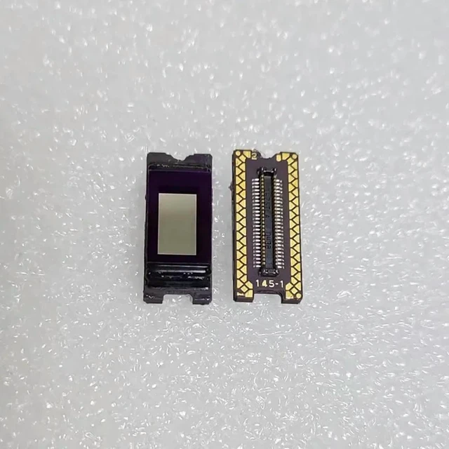 Alt view image 3 of 3 - Autocode for Otto code PKA21 projector/instrument DMD chip 145-1 WVGA 043B/0438