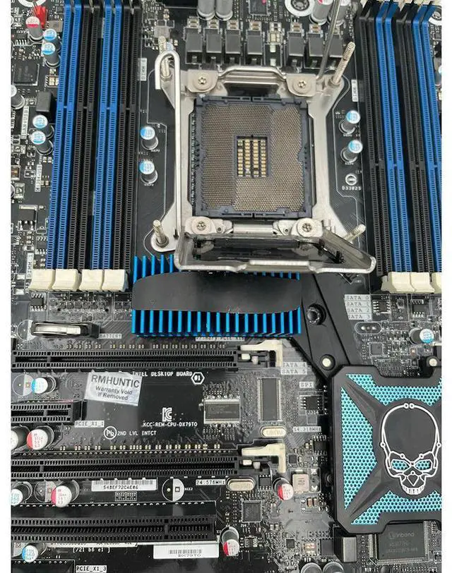 Main image of X79 DX79TO Skull System High-end Luxury Motherboard Support E5 I7 3960X LGA 2011 DDR3