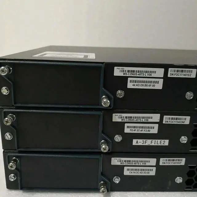 Main image of 1 PCS WS-C2960S-48TS-L 48 Port Gigabit 4SFP Optical Port Management Network Switch