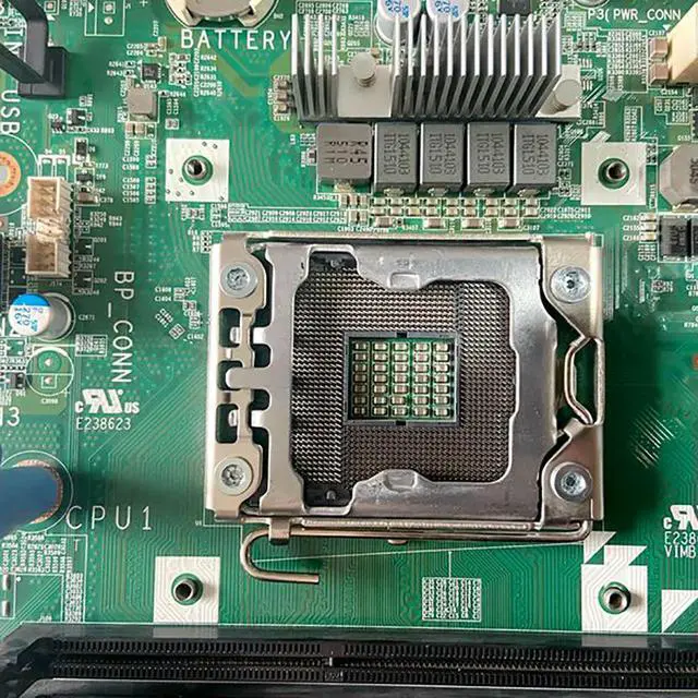 Alt view image 3 of 6 - PowerEdge T420 TT5P2 3015M 03015M CPKXG 0CPKXG 61VPC 061VPC Server Motherboard
