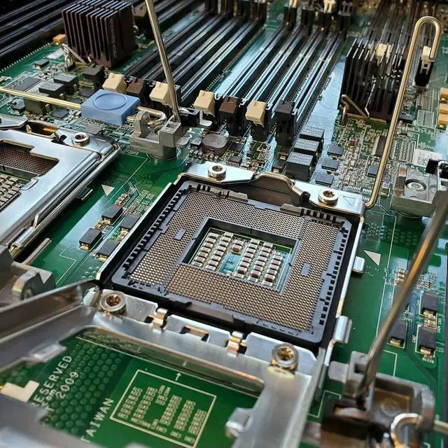 Main image of PowerEdge R810 FDG2M 0FDG2M 4U Motherboard