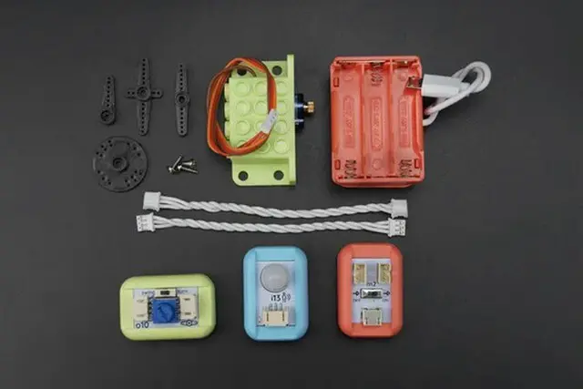 Alt view image 3 of 3 - BOSON Inventor Series - Royal Guard STEAM Project Kit