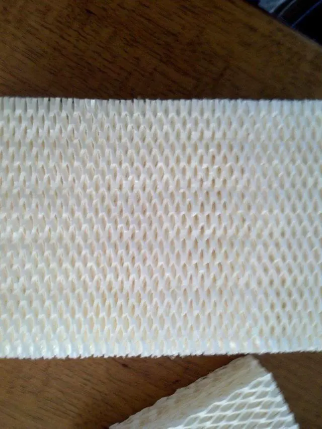 Alt view image 3 of 3 - Humidity Pad for GQF or Brinsea INCUBATOR, Intermittent Operation, Quiet, White