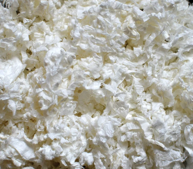 Alt view image 3 of 6 - Oxbow Small Animal Bedding 36L White for Hamster Guinea Pig Rabbit USA