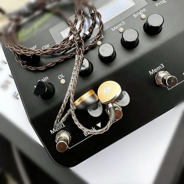 Alt view image 2 of 5 - BASN MTPro 14.5mm Planar HiFi in Ear Monitors Headphones (Champagne Gold)