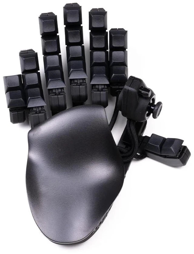 Main image of AZERON Keyzen Keypad with 32 Fully Mappable Keys, 360 Hall-Effect Joystick, Macros, Adjustable Ergonomic Design, Cherry MX Switches, N-Key Rollover. (Black, Cherry MX Brown)
