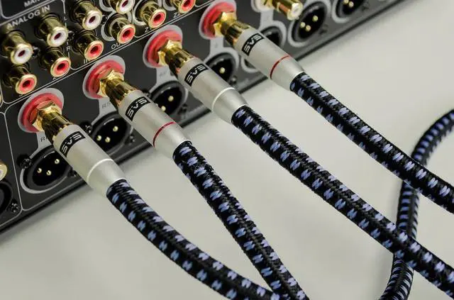 Alt view image 3 of 3 - SoundPath Stereo RCA Audio Cable Pair