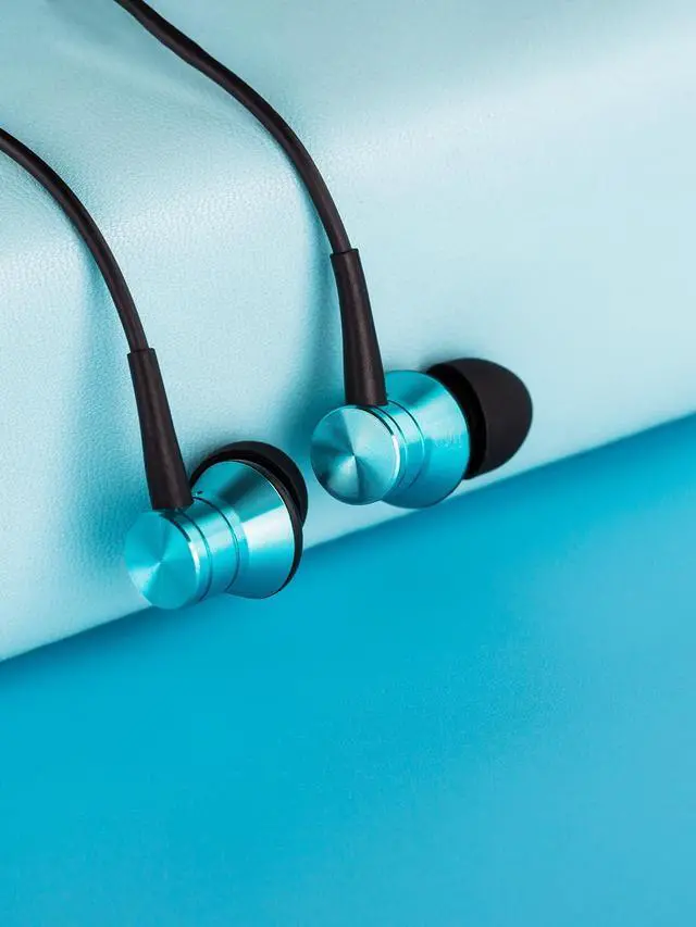 Alt view image 7 of 7 - 2-Pack Piston-Fit Headphones, USB-C in Ear Ear Buds with Mic, Wired Earbuds, Noise Isolation, Control Button, Comfortable Earphones for iPhone 17/16/15/Samsung/Tablet, Blue