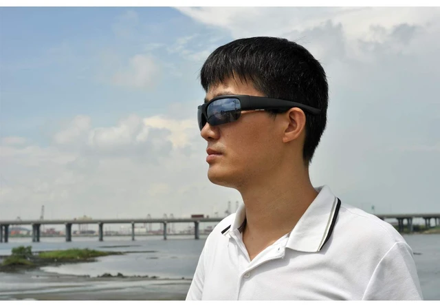 Alt view image 4 of 4 - Multitask Bluetooth Safety Smart Glasses with Open-Ear Audio Unisex(Clear Lens)