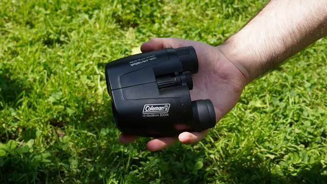 Alt view image 3 of 6 - 15-50x28 Compact Zoom Binoculars