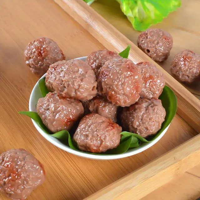 Alt view image 5 of 6 - 6Pcs Artificial Beef Meatball Props Lifelike Fake Food Simulation Meatballs for Kitchen Decor Photography Movie Scenes Preschool Teaching 1.37In Cubes
