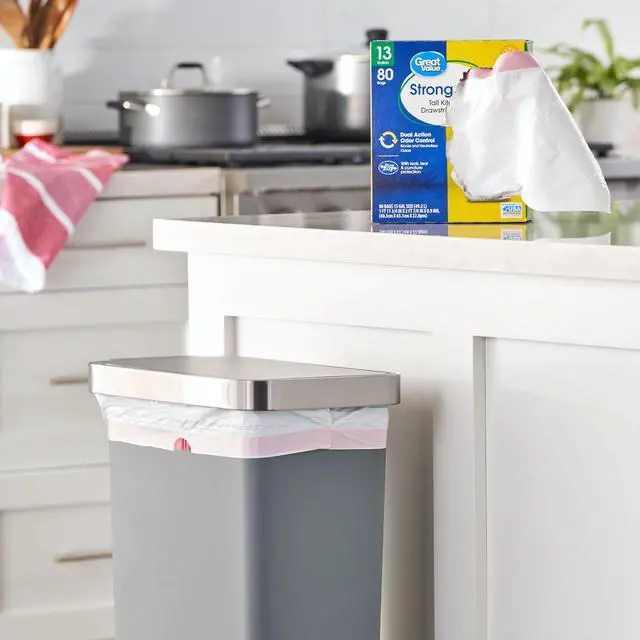 Alt view image 3 of 6 - Great Value Strong Flex 13Gallon Drawstring Kitchen Trash Bags, Citrus Burst Scent, 80 Count