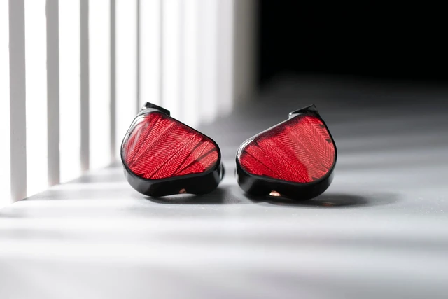 Alt view image 2 of 5 - TRUTHEAR x Crinacle Zero: RED Dual Dynamic Drivers in-Ear Headphone Gaming Earbuds HiFi Wired Earbuds