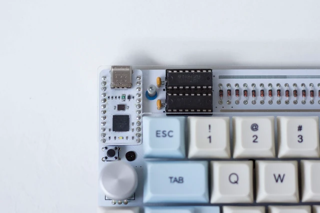 Alt view image 5 of 5 - nullbits USB Nibble 65% 72 Key Programmable QMK Mechanical Keyboard Kit (White)