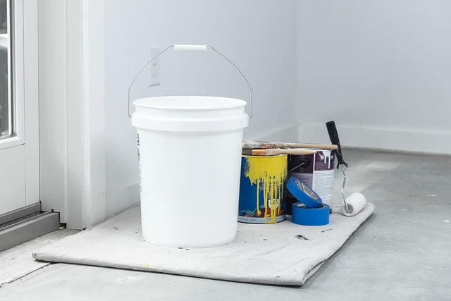 Alt view image 5 of 6 - United Solutions 5 Gallon Round Utility Bucket, Comfort Handle, Plastic, White, PN0149, (2 Pack), 1 Each