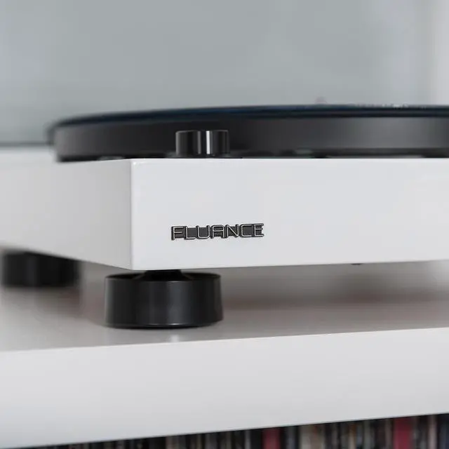 Alt view image 6 of 6 - RT81 Turntable with AT95E Cartridge, Belt Drive, Built-in Preamp, Adjustable Counterweight - Piano White