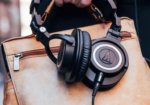 Alt view image 6 of 7 - ATH-M50x Professional Monitor Headphones - Black Bundle with Case, Stand, and Austin Bazaar Polishing Cloth