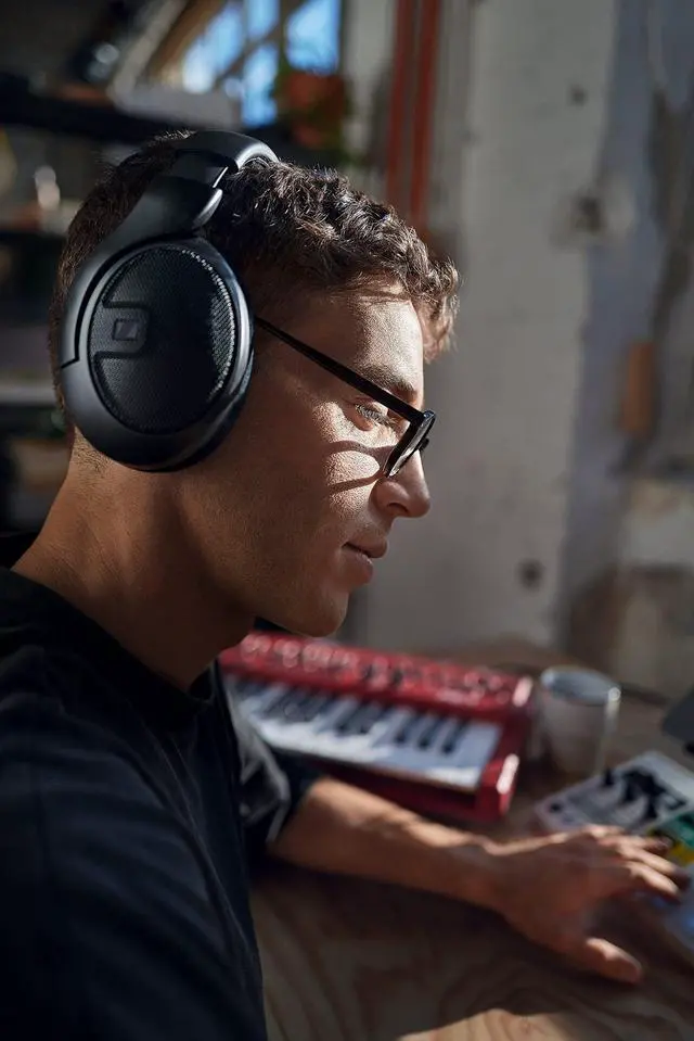 Alt view image 2 of 2 - HD 400 Pro Reference Headphones