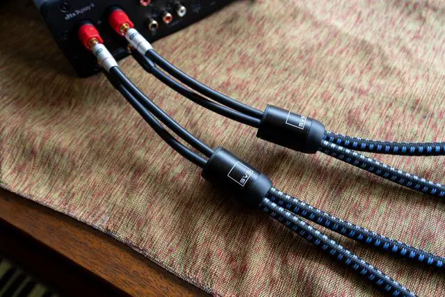 Alt view image 4 of 4 - SoundPath Ultra Bi-Wire Speaker Cable with Spade Connectors - Each (10 ft.)