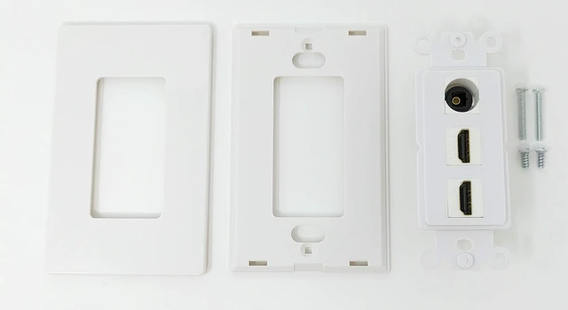 Alt view image 3 of 3 - 2 Port HDMI 1 Toslink Screwless Decorative Wall Plate - White