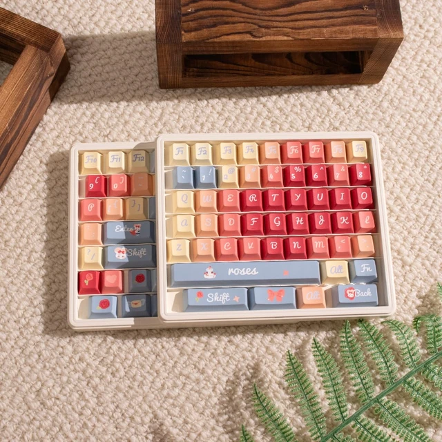 Alt view image 3 of 7 - Keycaps Storage Box, Keycaps Container,130 Keys Transparent Display Case Holds 7u Spacebar/Big Enter Key for XDA/Cherry/MOA/MAO Profile Mechanical Keyboard (White)