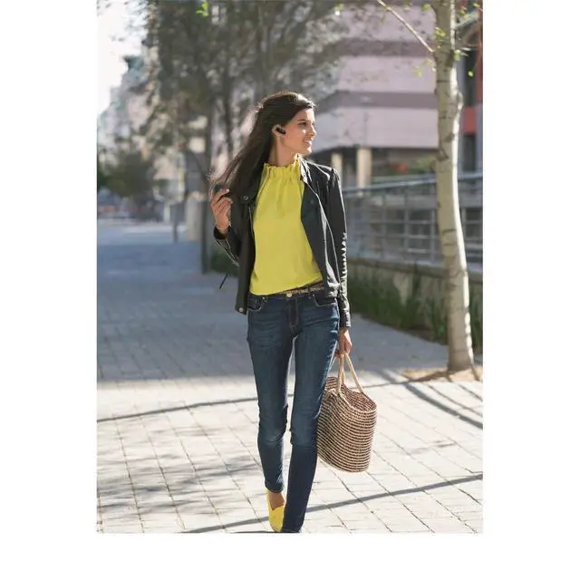 Alt view image 4 of 4 - M70 Bluetooth Headset, 200739-05
