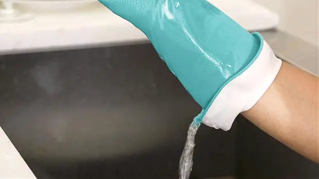 Alt view image 5 of 6 - Casabella Waterblock Premium Gloves Aqua Blue, Large