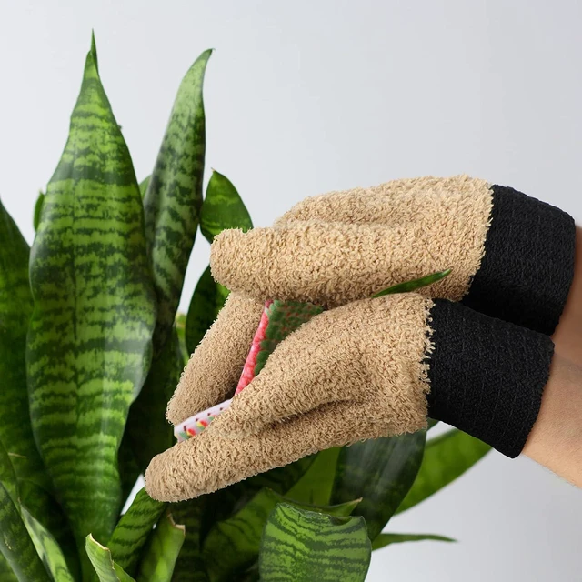 Alt view image 7 of 7 - Bencailor 3 Pairs Microfiber Dust Mittens with Thumb Household Cleaning No Scratch Dusting Reusable Gloves for Kitchen House Car Cleaning Tools(Dark Blue, Khaki, Gray, Black)