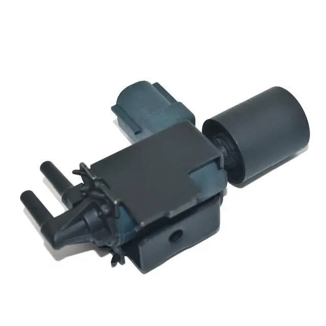Alt view image 3 of 7 - Solenoid valve 90910-12088 with magnet