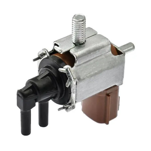 Alt view image 3 of 7 - Solenoid valve K5T46597 with magnet