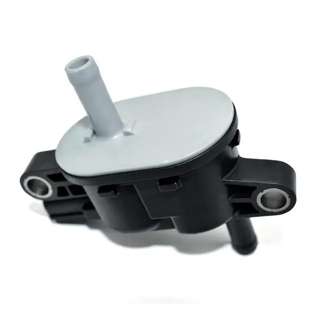 Alt view image 4 of 7 - Vacuum solenoid valve 136200-7020 with magnet