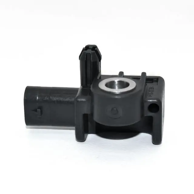 Alt view image 3 of 7 - Collision sensor 56054085AA general cargo