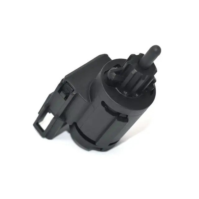 Alt view image 3 of 7 - Brake light switch 1J0945511B