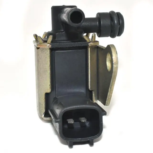 Alt view image 4 of 7 - Solenoid valve K5T46695 with magnet