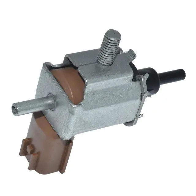 Alt view image 4 of 6 - Vacuum solenoid valve K5T46573 with magnet
