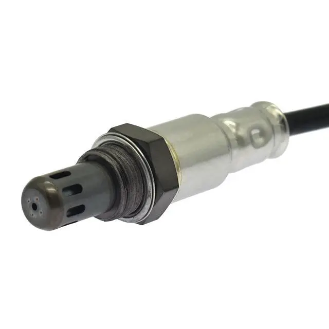 Alt view image 4 of 7 - Oxygen sensor (rear) 12643903
