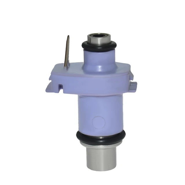 Alt view image 4 of 7 - Fuel injector 3C1-13770-10