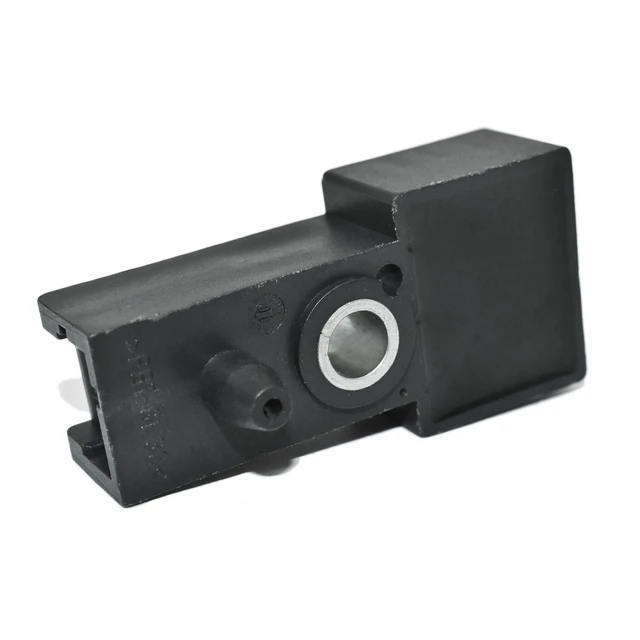 Alt view image 3 of 7 - Collision sensor 00403339A1 General cargo